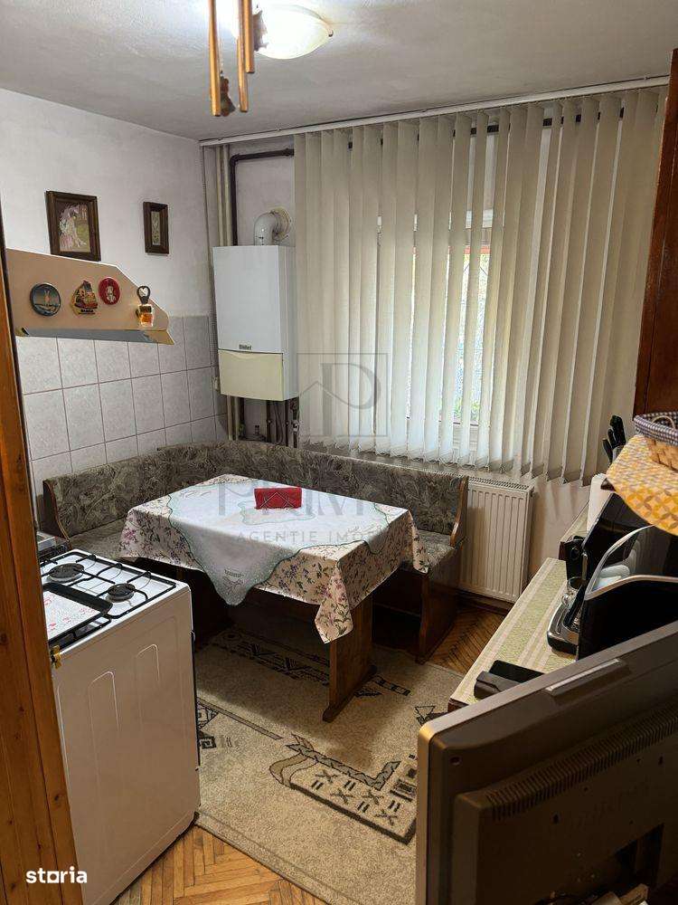 FREIDORF - BLOC IZOLAT - 3 cam - 2 bai - decomandat - centrala proprie - Imagine principală: 2/6