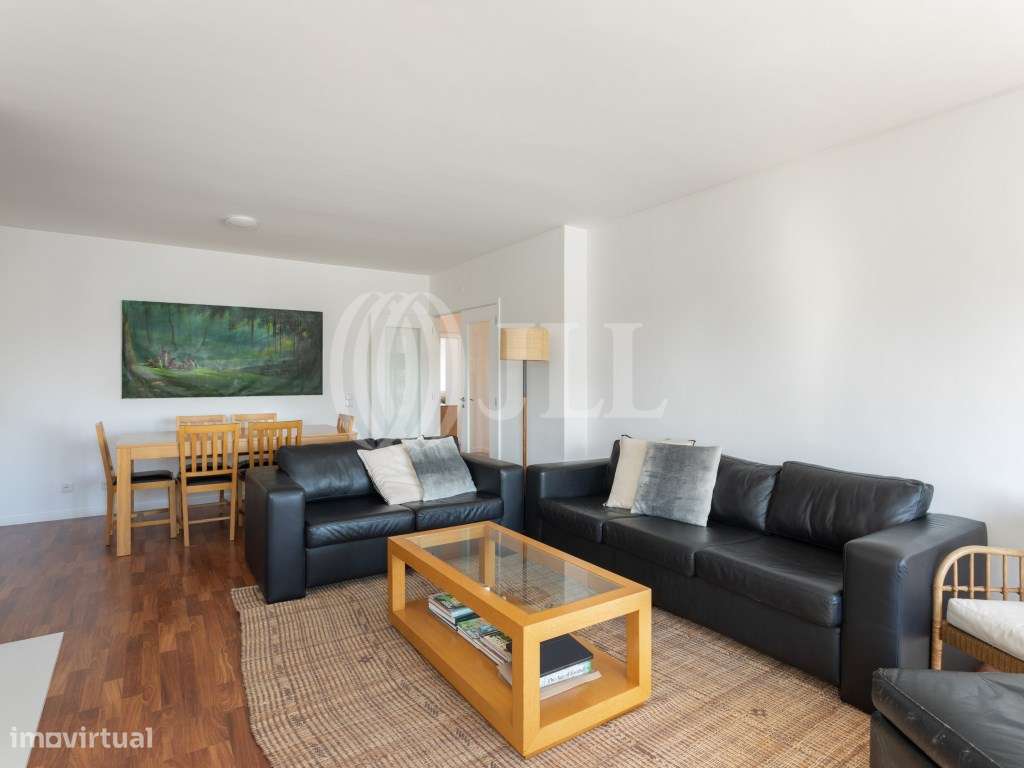 Apartamento T3 com varanda Pinheiro Manso, no Porto - Grande imagem: 5/29