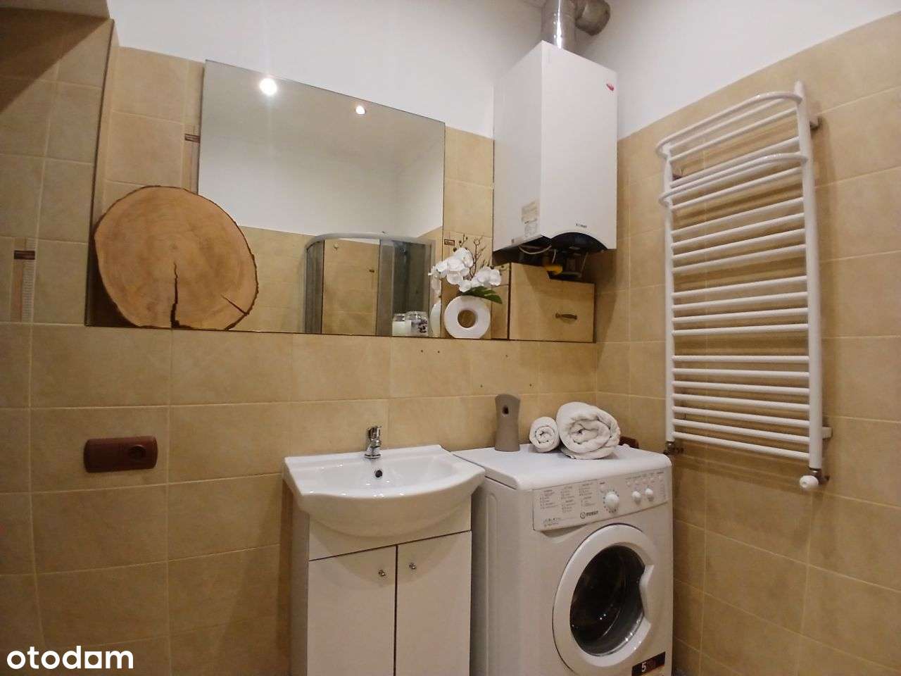 0%prow. 3pokojowe mieszkanie w sercu Jeleniej Góry-10