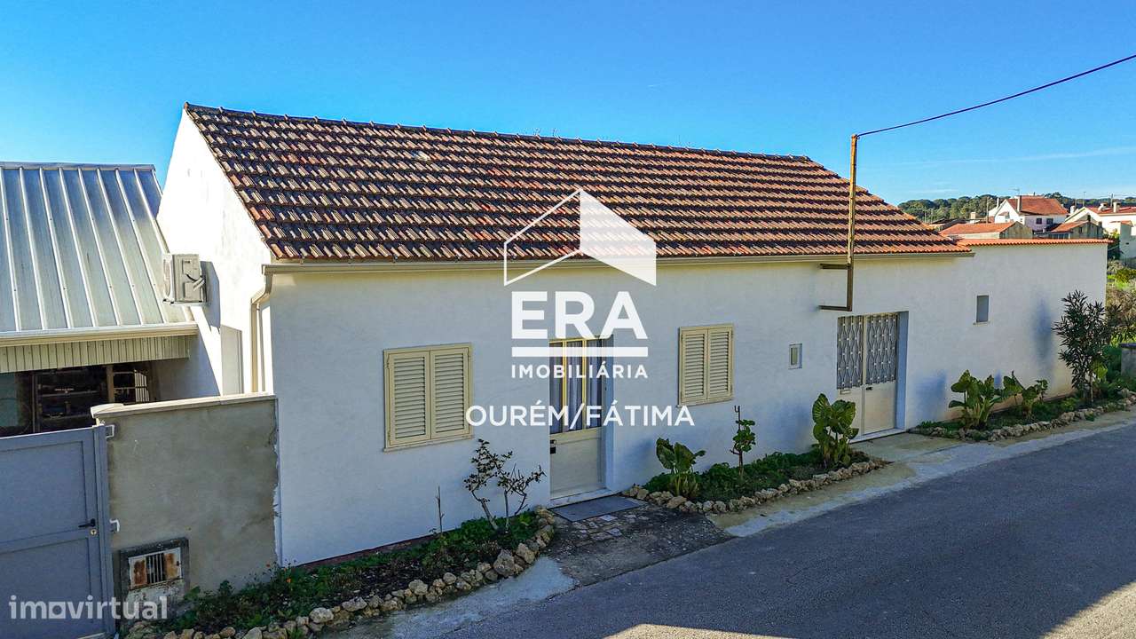 Moradia T3 inserida num terreno de 1.268m²-26