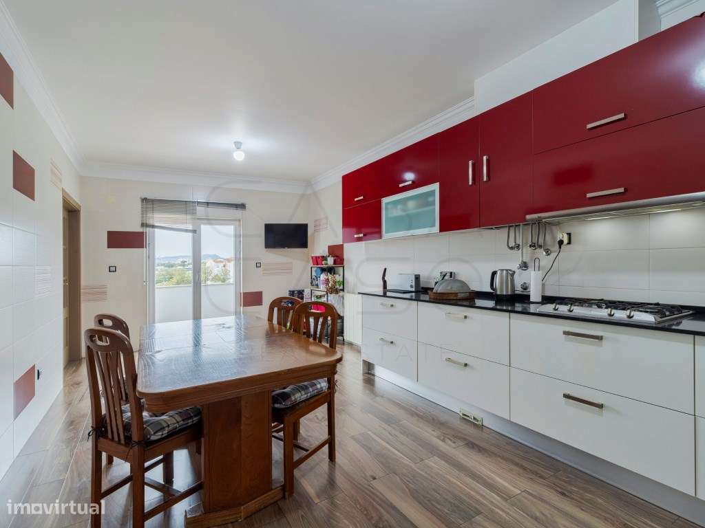 Moradia T4 com garagem, jardim, piscina e barbeque junto à Quinta d...-11