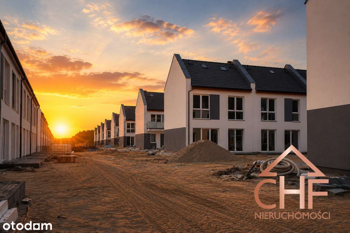 Nowoczesny dom szeregowy z ogródkiem | 54,95 m² |