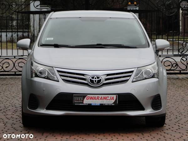 Toyota Avensis 1.8 Premium - 5