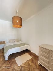 144321 - Quarto com cama de casal em apartamento com 3 quartos