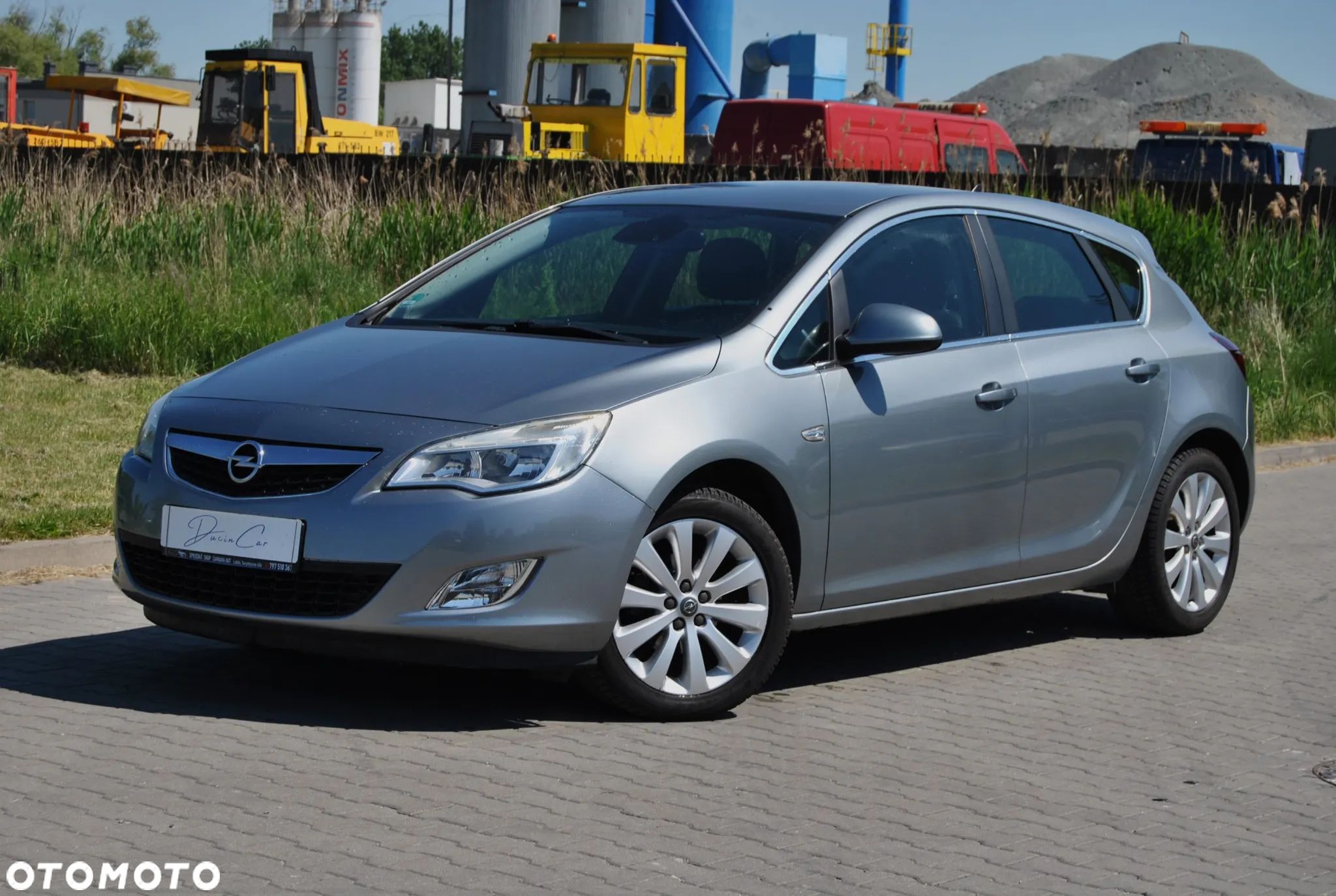 Opel Astra IV 1.3 CDTI Enjoy ecoFLEX - 1