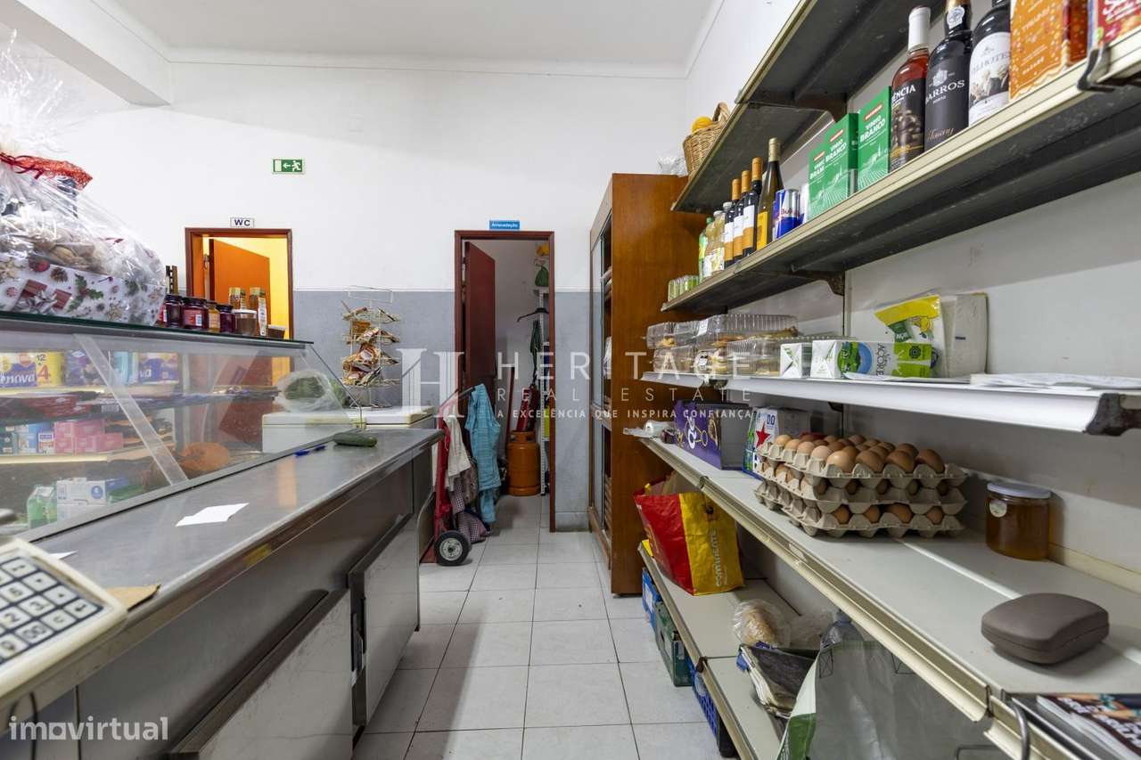 Oportunidade no Barreiro trespasse mercearia em funcionamento por 11.0-11