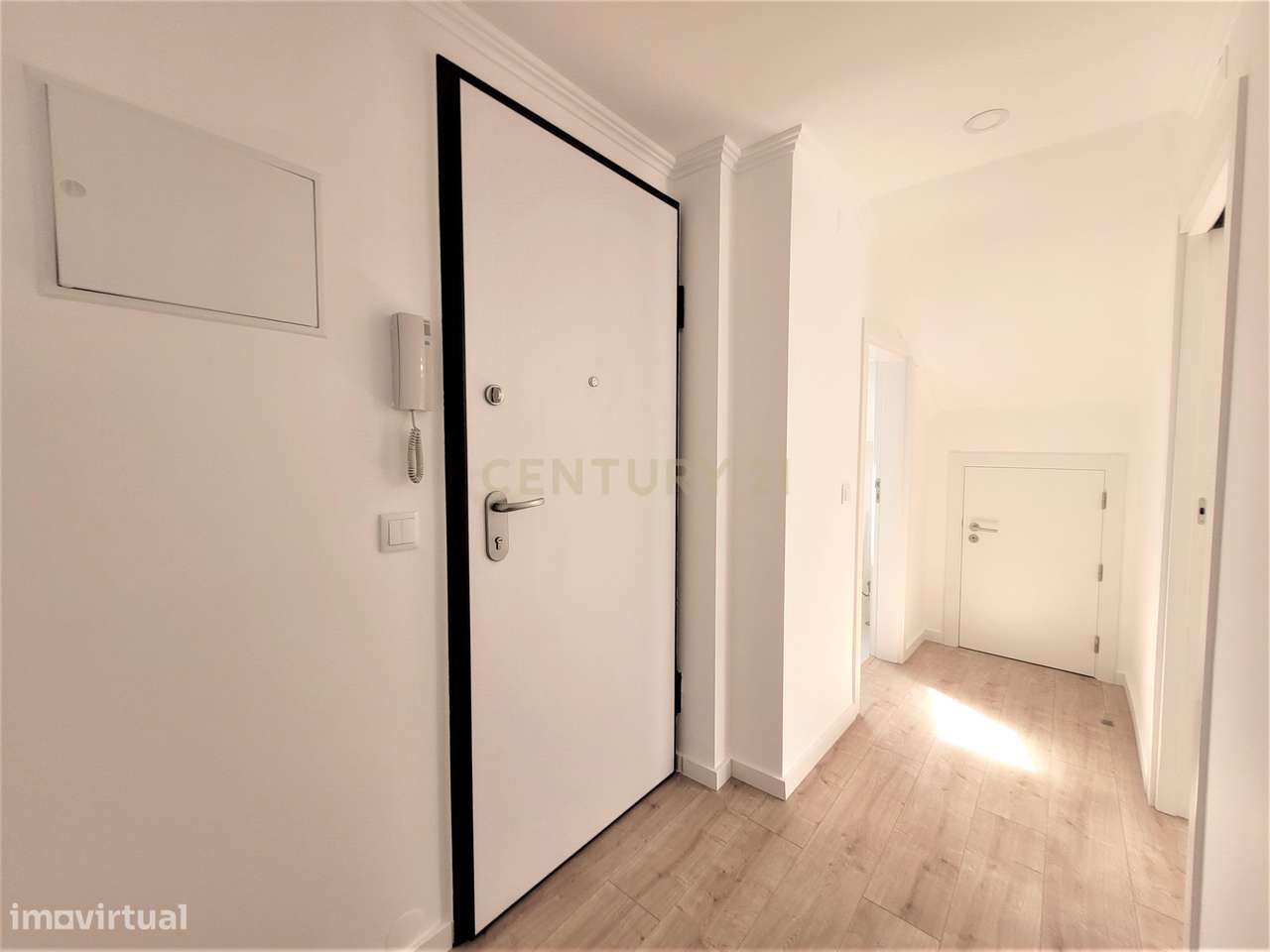 T1 na Rua da Arrábida 66, em Campo de Ourique - Grande imagem: 4/8