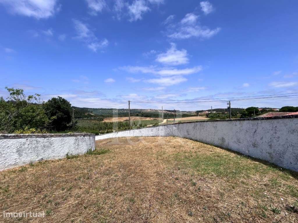 Quinta senhorial do séc. XVIII com capela e jardins em Torres Vedras-30
