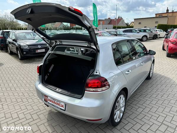 Volkswagen Golf - 24