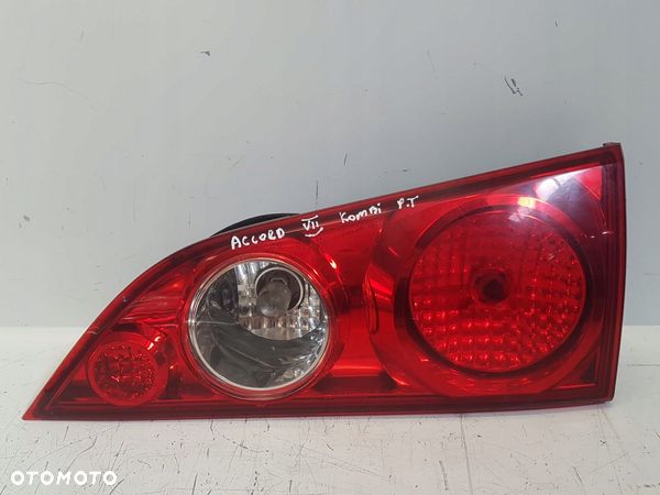 ACCORD VII KOMBI 02- LAMPA TYŁ TYLNA PRAWA W KLAPĘ - 1