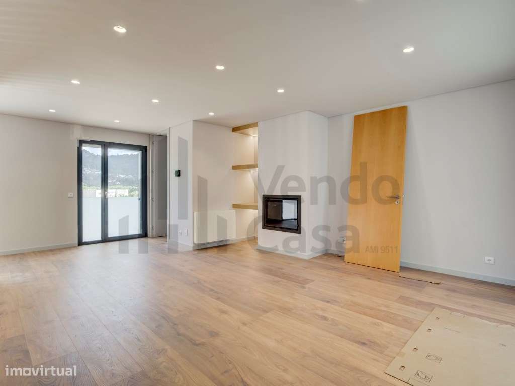 Vende-se Moradia Gaveto- Nova - Braga - Grande imagem: 3/45