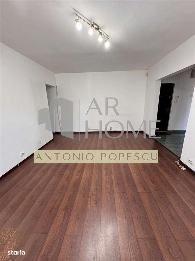 Spatiu pentru birouri, in Ploiesti, zona Palatul de Justitie. - Imagine principală: 4/14