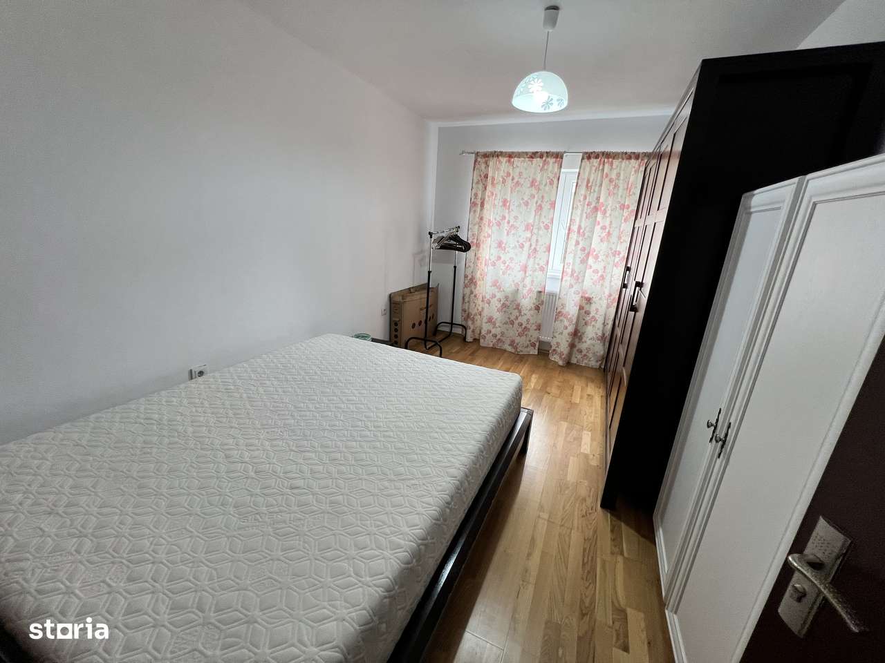 Apartament 2 camere,renovat cu gradina,zona Calea Cisnadiei - Imagine principală: 4/10