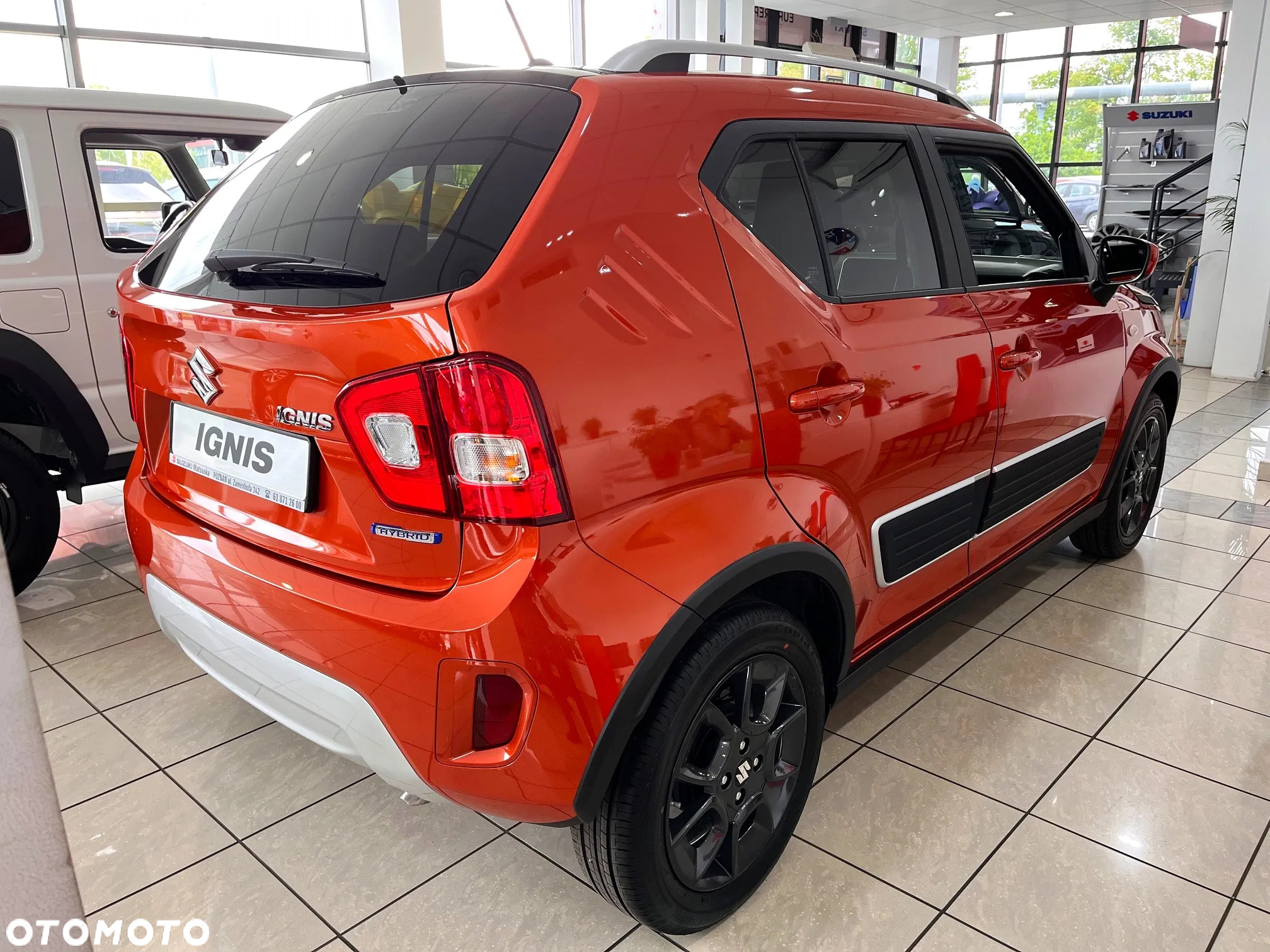 Suzuki Ignis 1.2 SHVS Premium Plus - 2