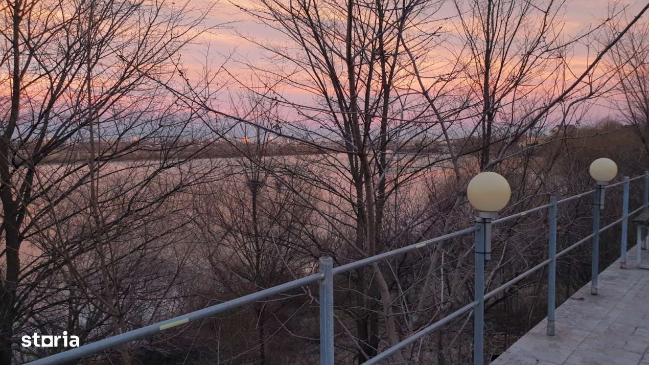 Oportunitate investitie Vila Rosu 473mp, 2500 mp teren, cu deschidere - Imagine principală: 5/16