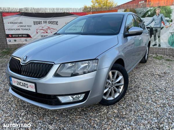 Skoda Octavia 2.0 TDI DSG Premium Edition - 24