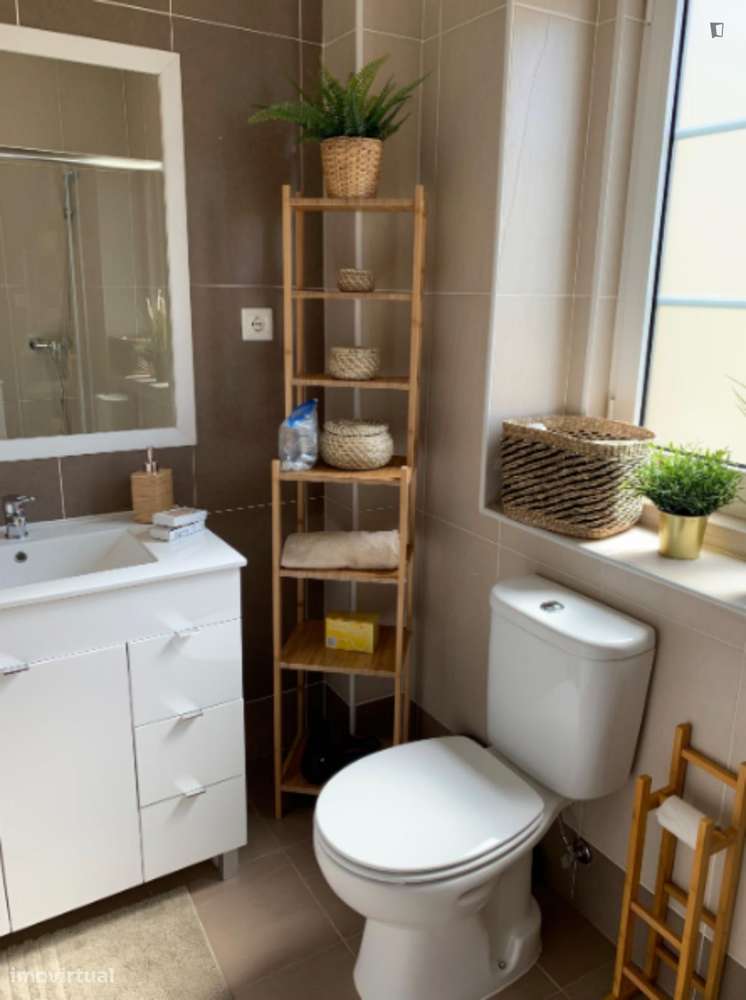 Quarto - localizado em  Coimbra - Grande imagem: 4/5