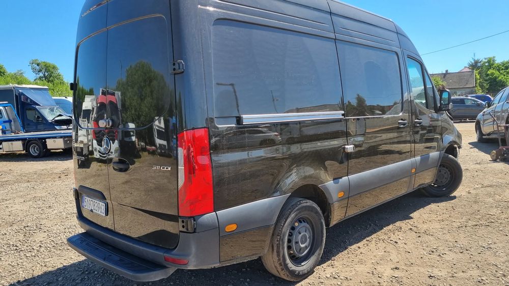 Mercedes-Benz Sprinter 2024