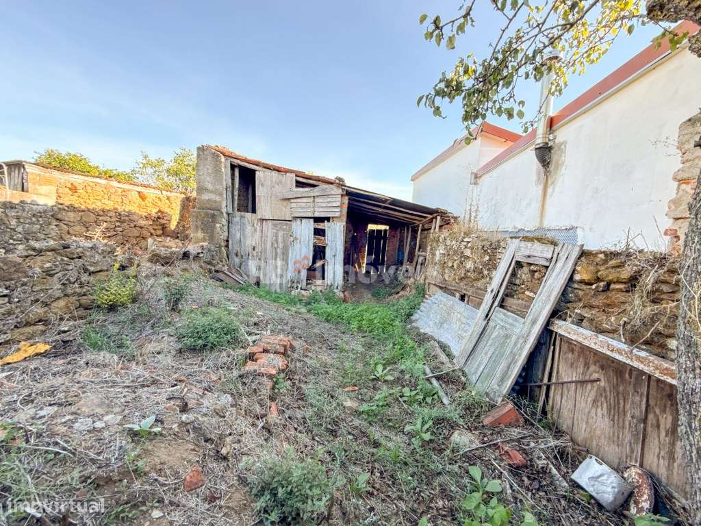 Arrecadação com Terreno e Potencial para Habitação - Roda Pequena-3