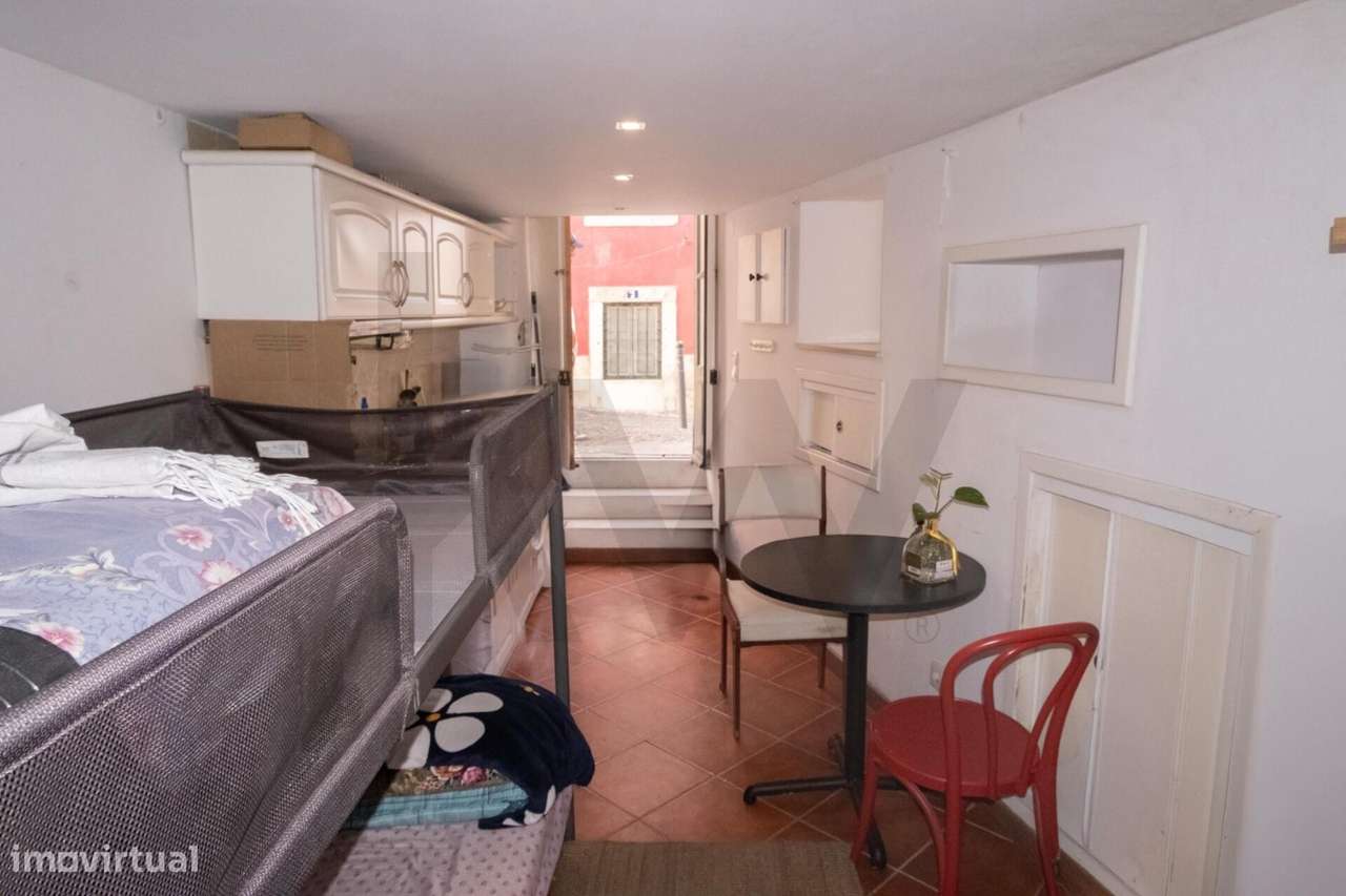 Acolhedor Estúdio T0 no Centro de Alfama-6