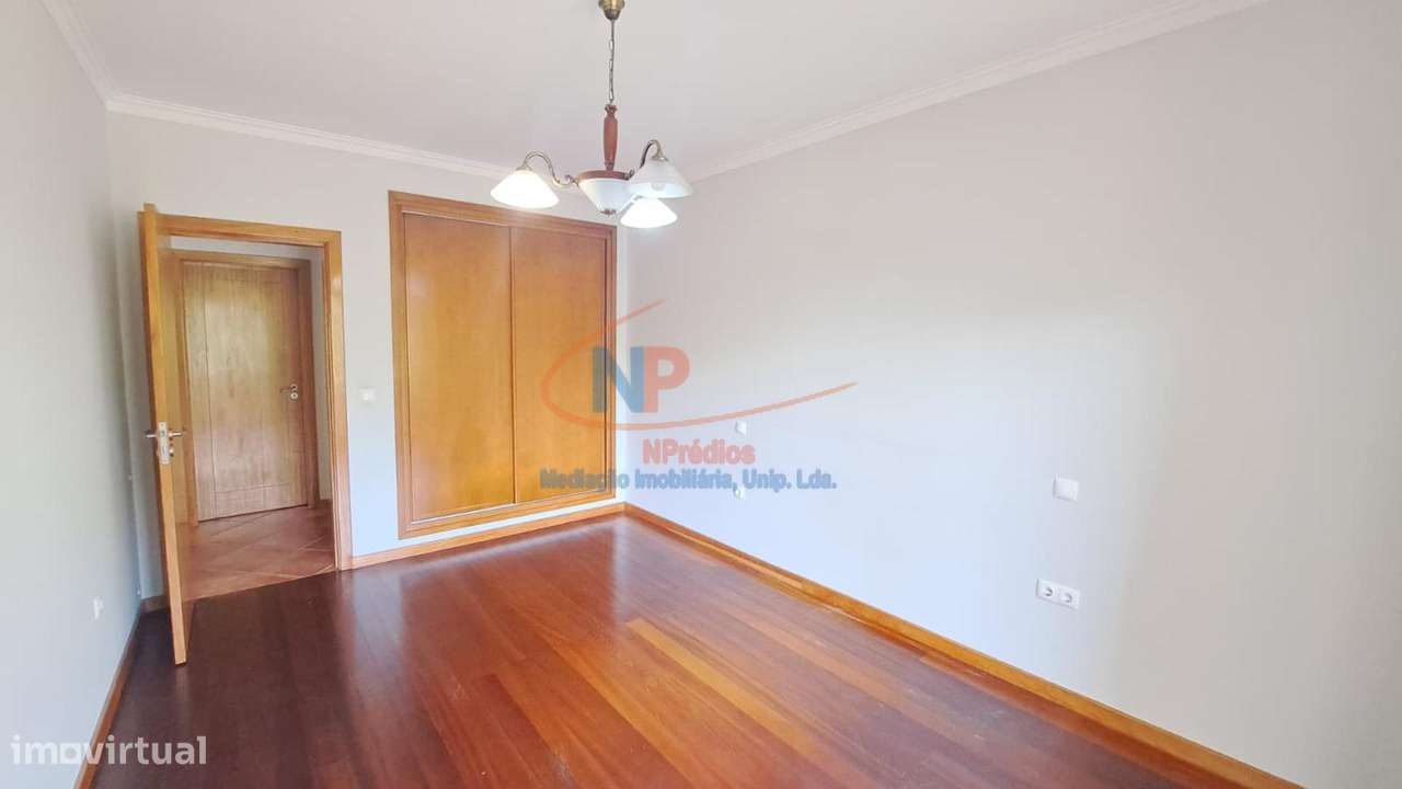 Moradia individual T3 em Vizela-19