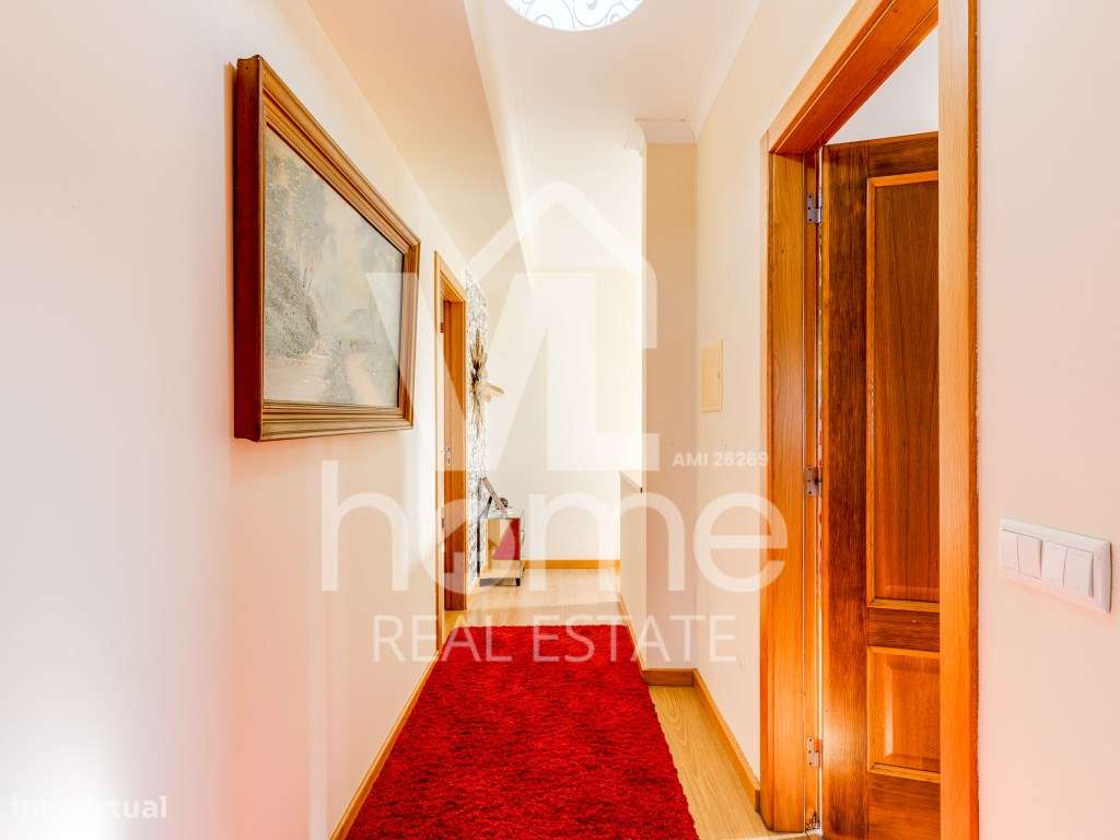 Moradia T4 com 3 WC, Garagem e 1000 m² de Terreno - AZOIA | LEIRIA-8