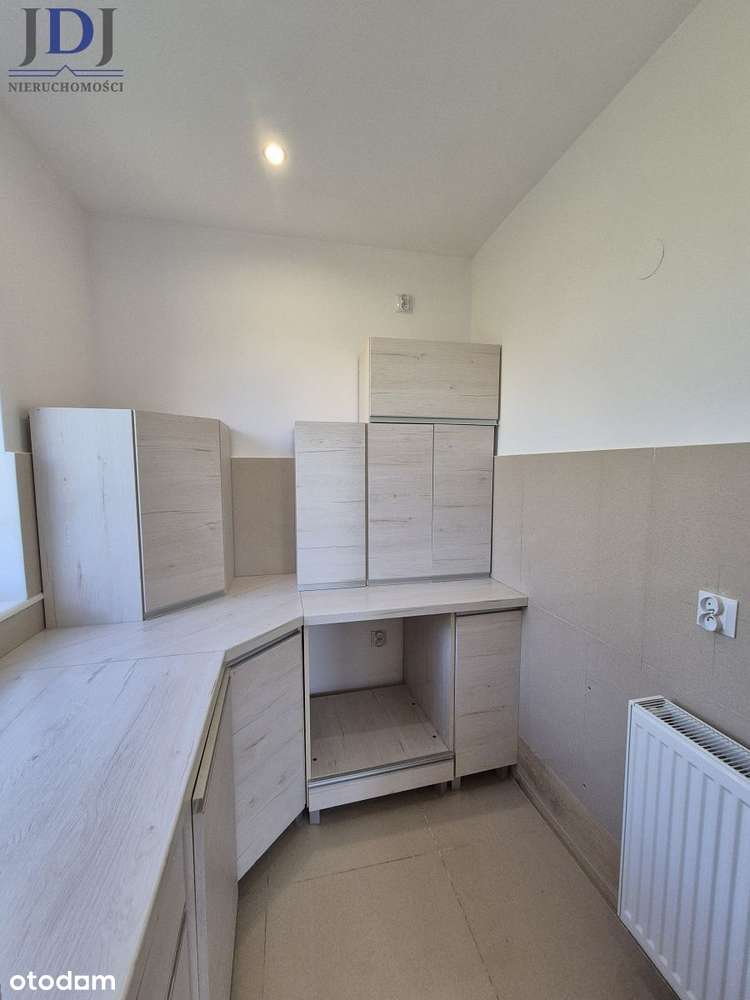 Obiekt 350 m2. Działka 1700 m2-4