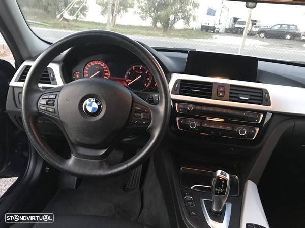 BMW 320 d Touring xDrive Ultimate Auto - 8