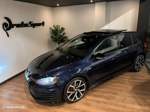 VW Golf 2.0 TSi GTi DSG - 2