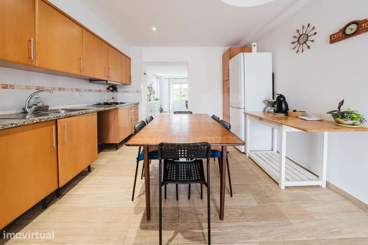 Moradia Térrea Renovada C/ Logradouro e Terreno, Vimeiro - Lourinhã-20