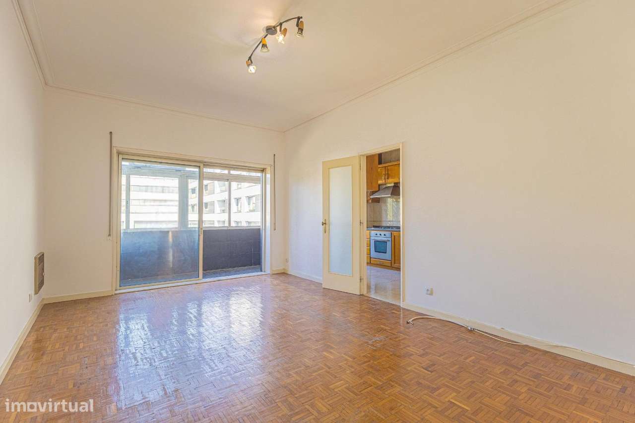 T3 com Varanda e Garagem na Avenida da Boavista - Grande imagem: 4/27