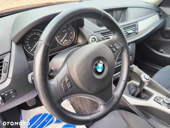 BMW X1 sDrive18i - 24