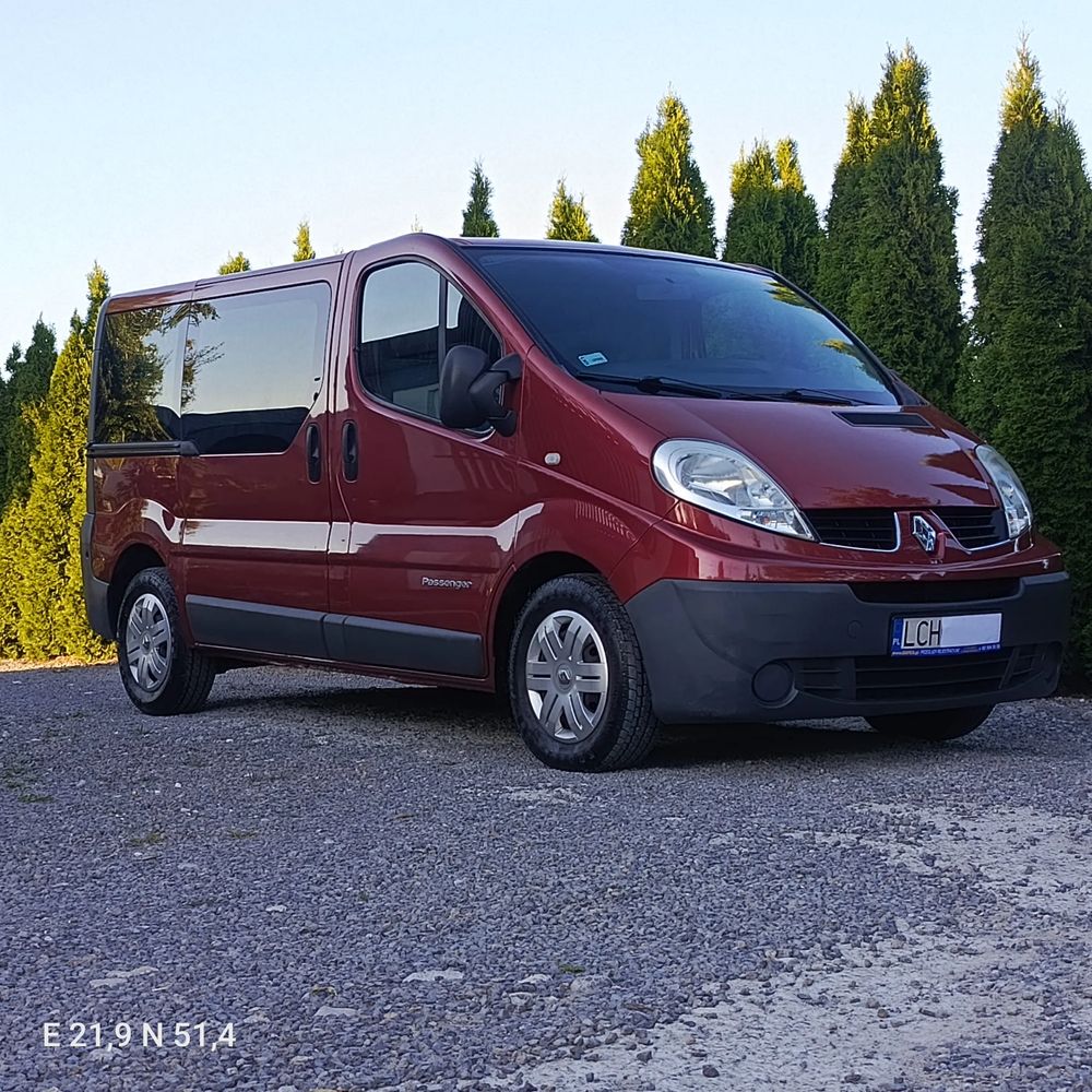 Renault Trafic II (2001-2014) L1H1 Passenger Lux 2009