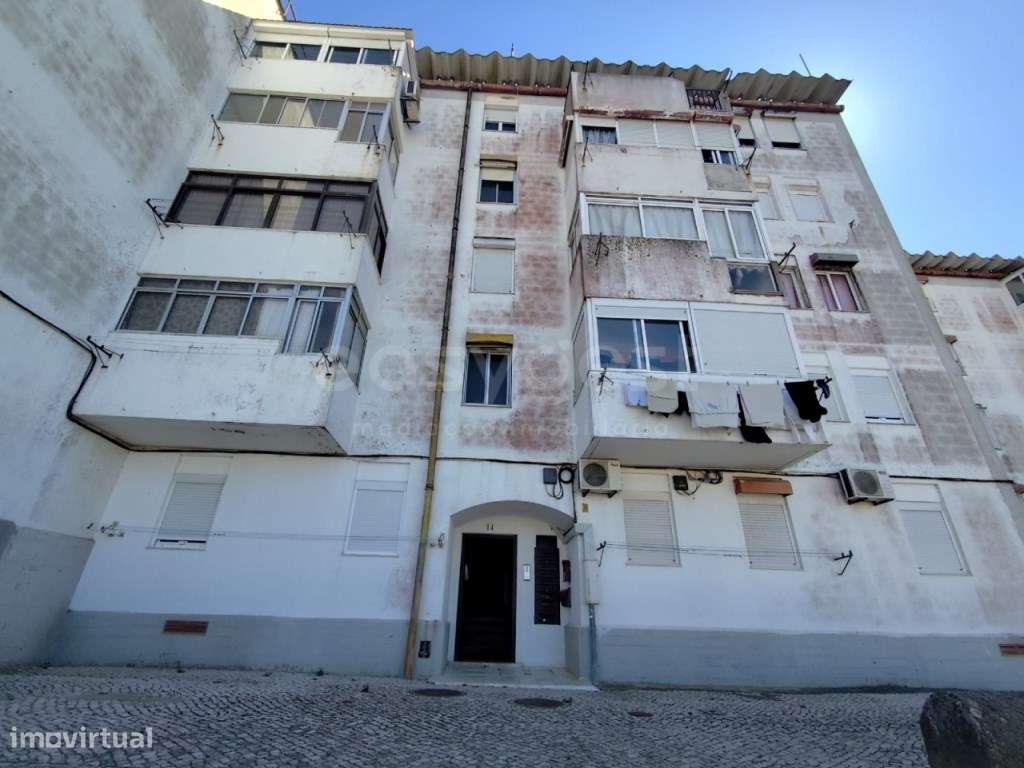 T3 com Marquise e Arrecadação 85m2 - Oportunidade em Zona Tranquila - Grande imagem: 3/14