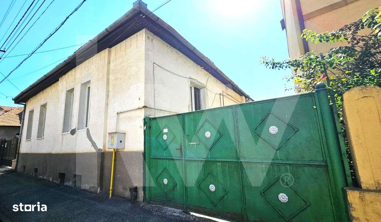 Casa individuala compusa din doua apartamente, cu teren liber de 540 m - Imagine principală: 1/19