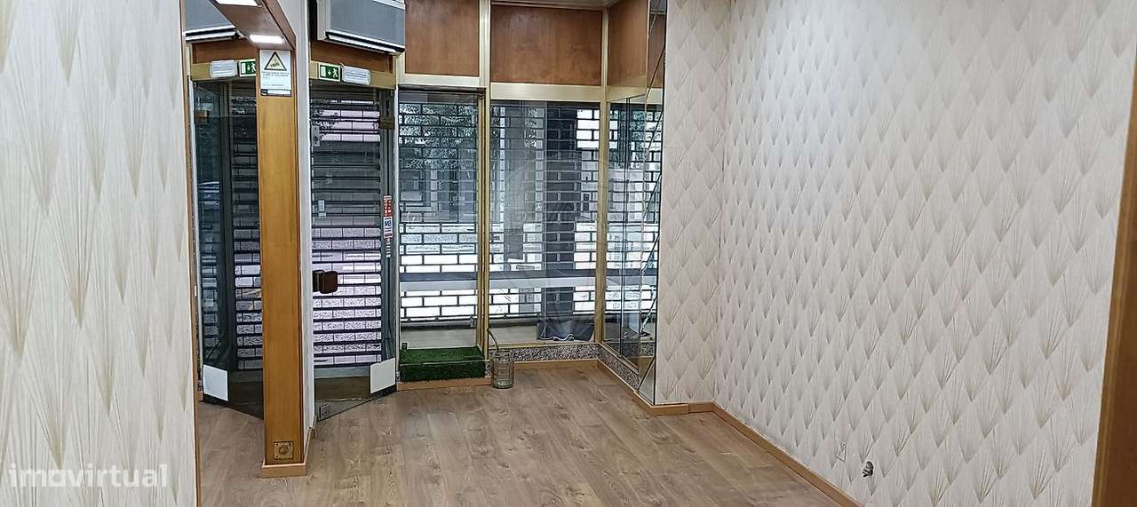 Loja  para arrendamento - Grande imagem: 5/15