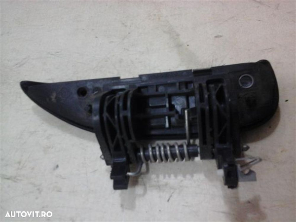 Maner usa Dacia Sandero An 2009 2010 2011 2012 2013 2014 - 6