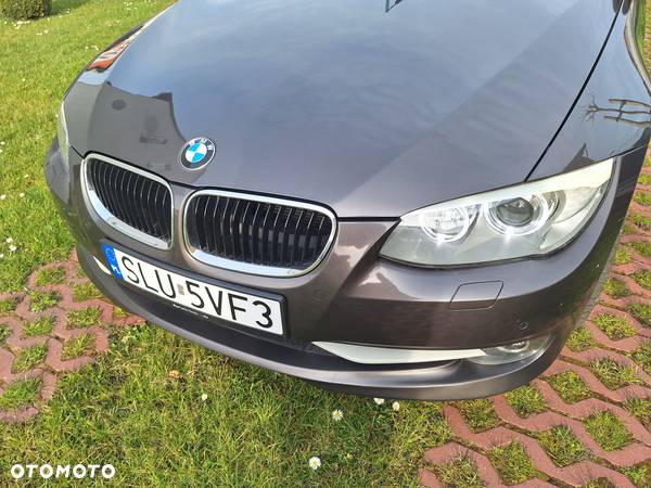 BMW Seria 3 320d DPF Cabrio Edition Exclusive - 2