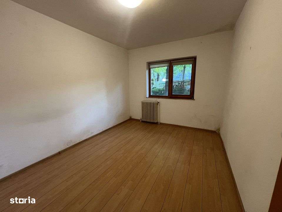 Apartament 4 camere zona Nicolina - Imagine principală: 3/10