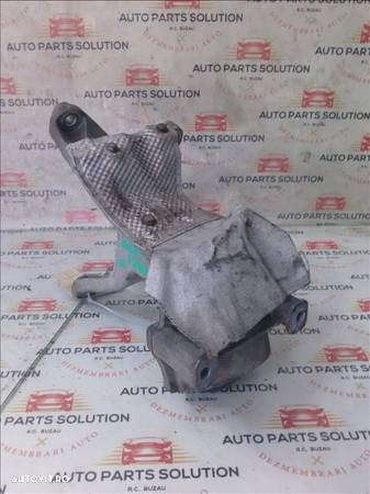 suport tampon motor dreapta audi a4 2008 2011  b8 - 1