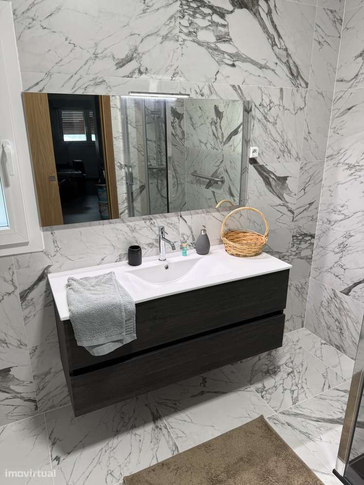 Aluga-se quarto/casa em Carvalhal de Santo Amaro, Penela - Grande imagem: 4/9