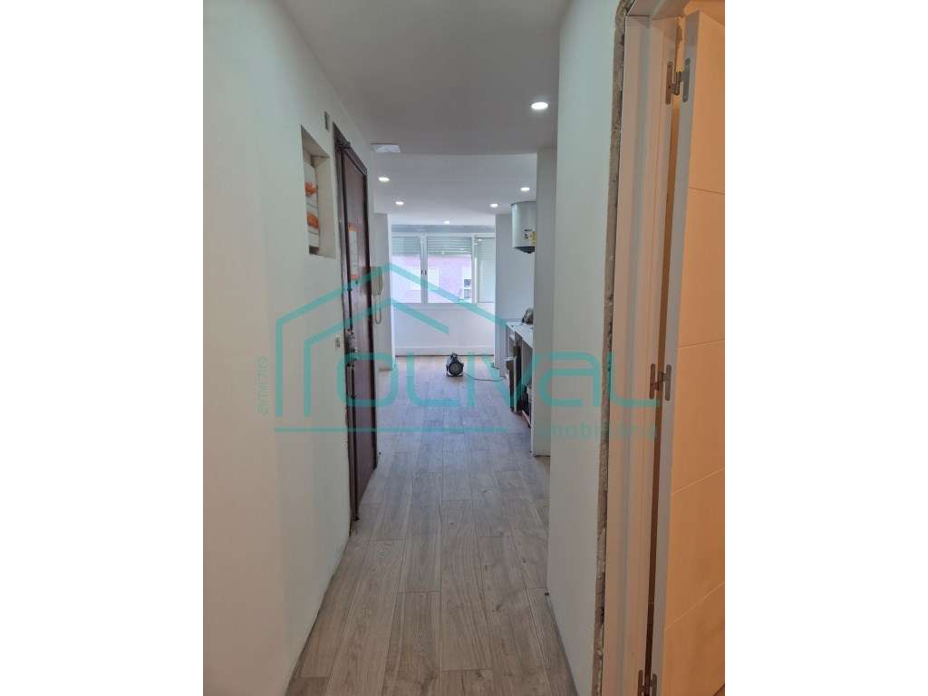 Centro de ALverca T2+1 +Terraço Remodelado - Grande imagem: 4/22