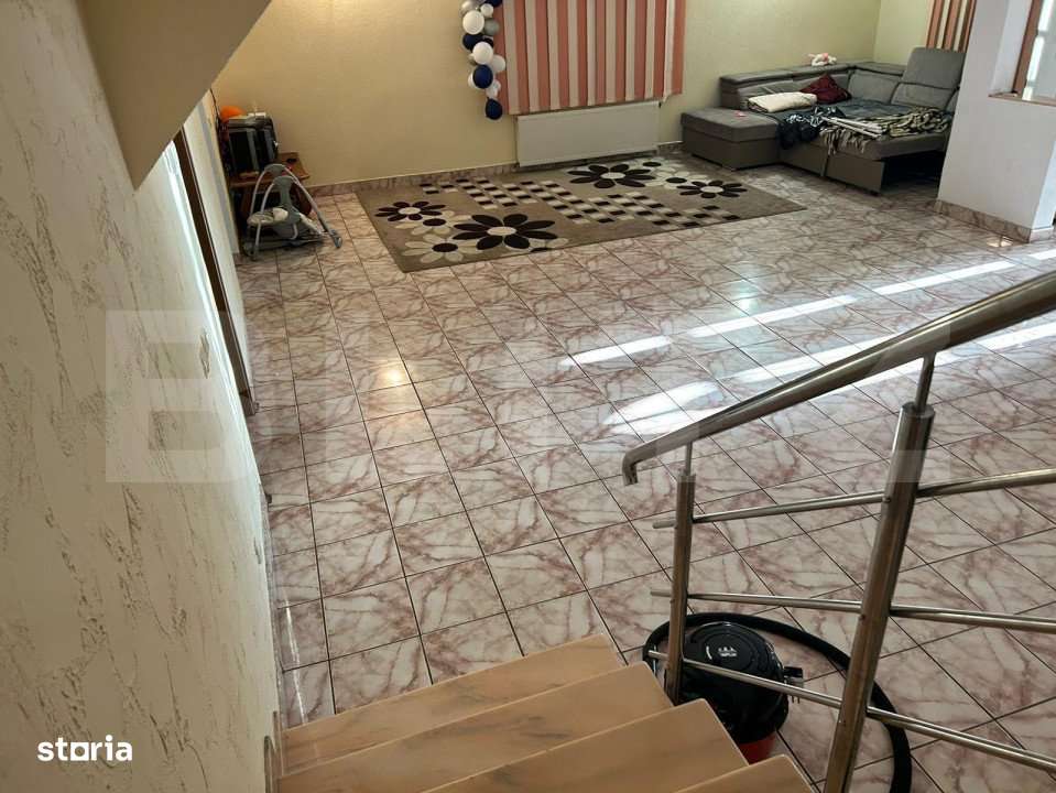 Casa de vanzare  , 258.00 utili + 418 teren, zona Closca - Imagine principală: 4/18