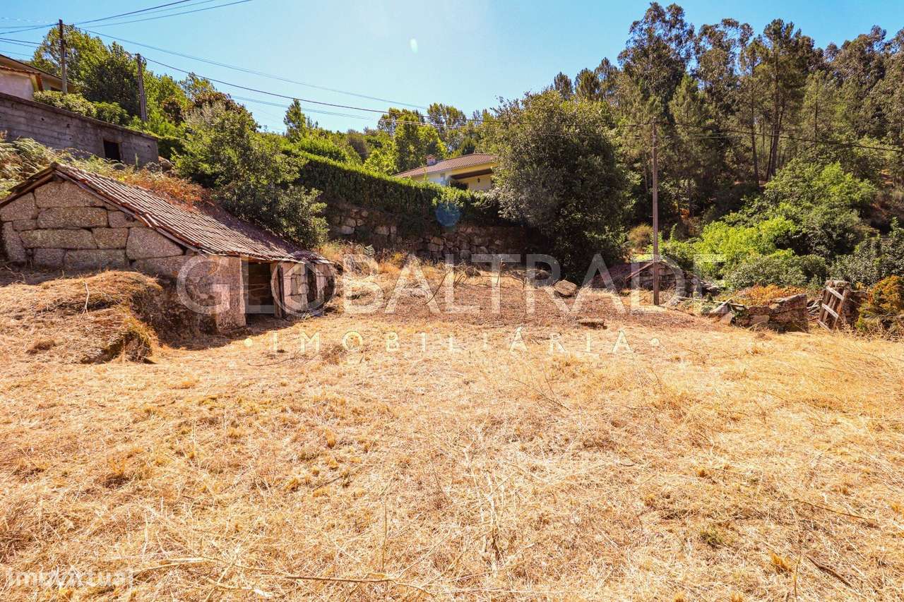 Conjunto Habitacional de 5 Moradias para Recuperar em Aboadela-39