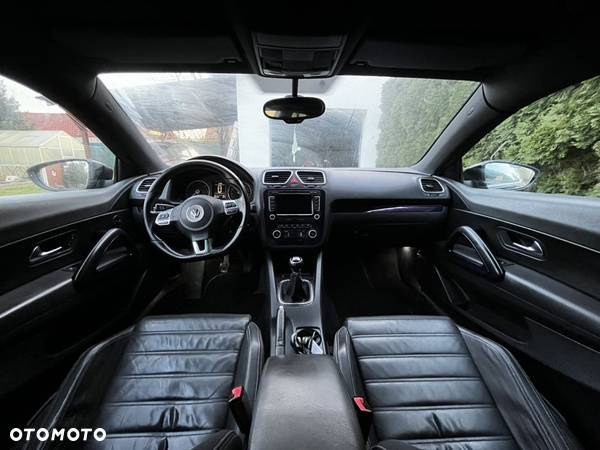 Volkswagen Scirocco 2.0 TDI - 9