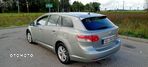 Toyota Avensis 2.0 D-4D Luna - 13