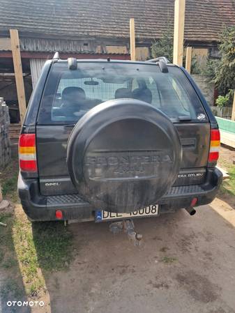 Opel Frontera - 4