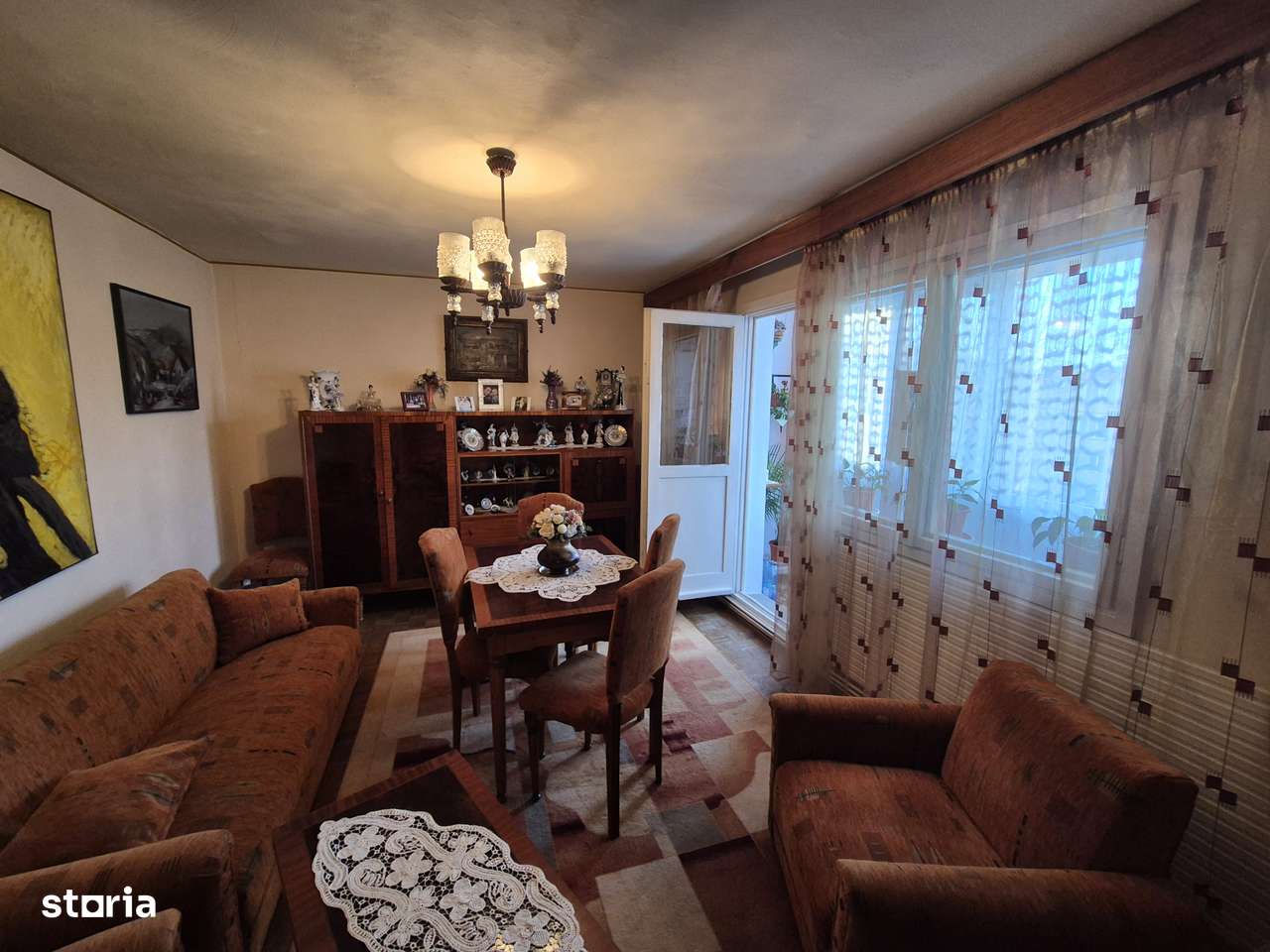 Apartament 4 camere, etajul.1, Moroasa - Imagine principală: 2/14