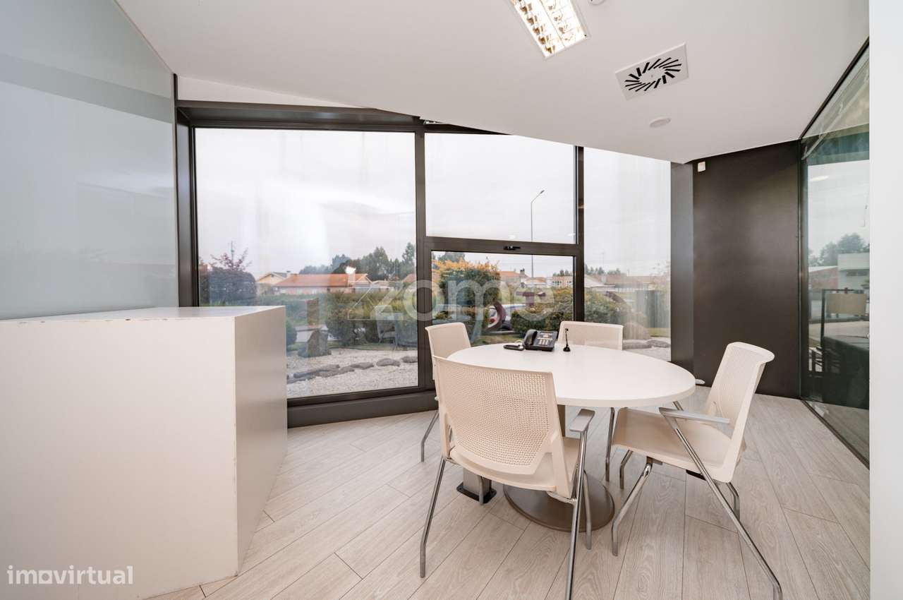 Pavilhão Industrial c/4.026m² em Vila Nova, Barcelos - Grande imagem: 3/44