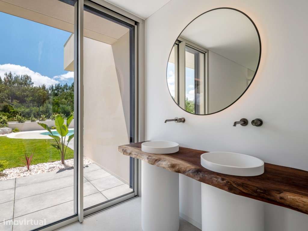 Moradia de excelência em fase final de construção junto à Lagoa de ...-24